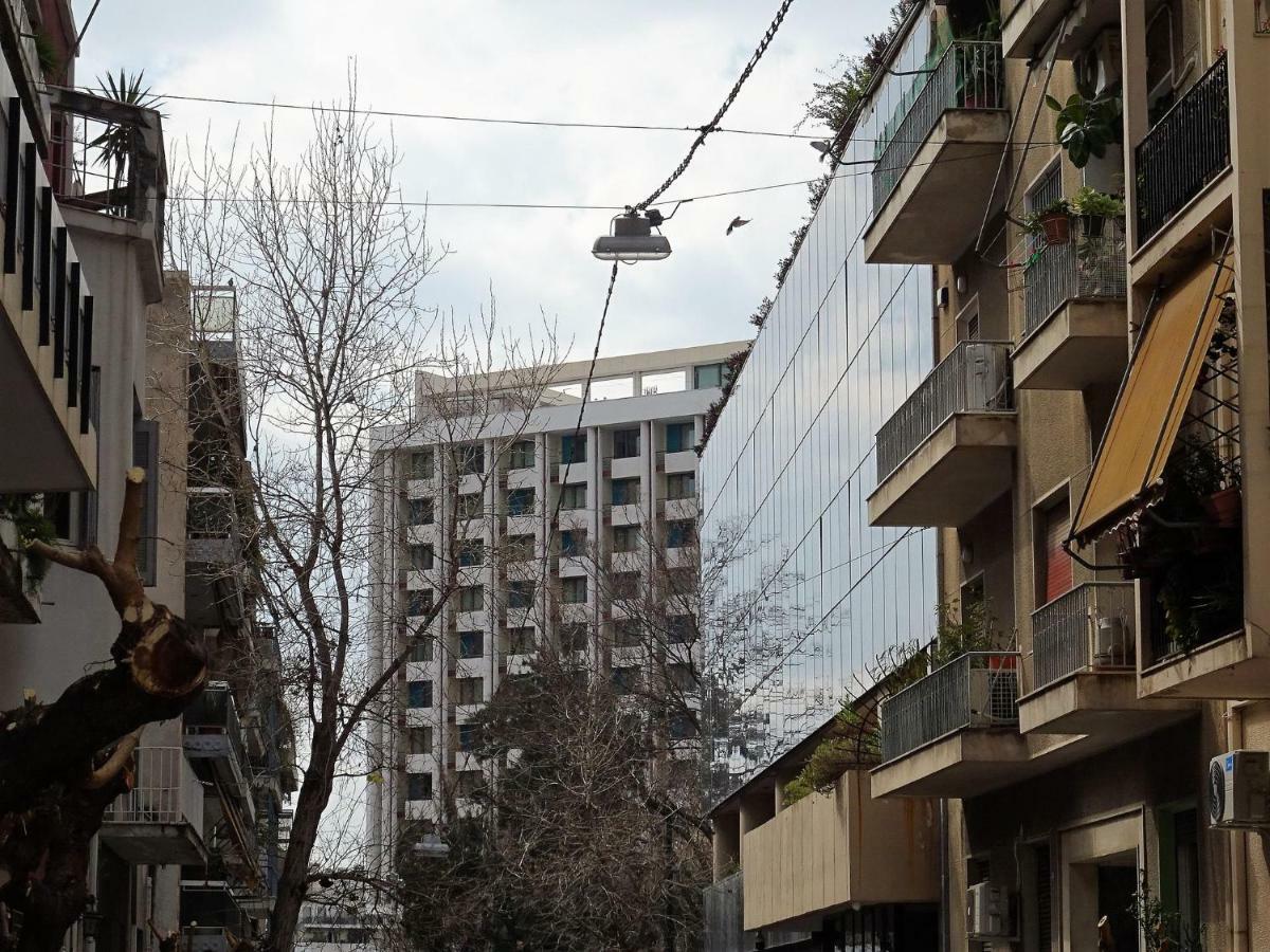 Chic Central Apartment In Evangelismos Metro Station Atenas Exterior foto